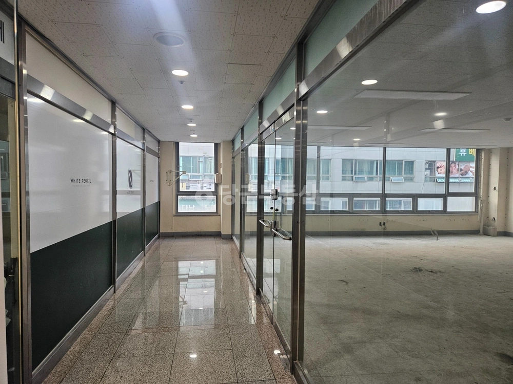 충청남도 천안시 서북구 불당동 상가 사진 1
