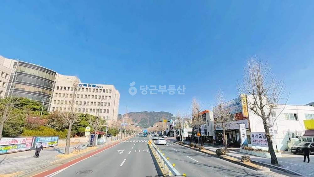 경상남도 창원시 성산구 신월동 건물 사진 1