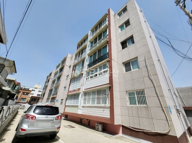 대구광역시 남구 대명동 아파트 사진 1