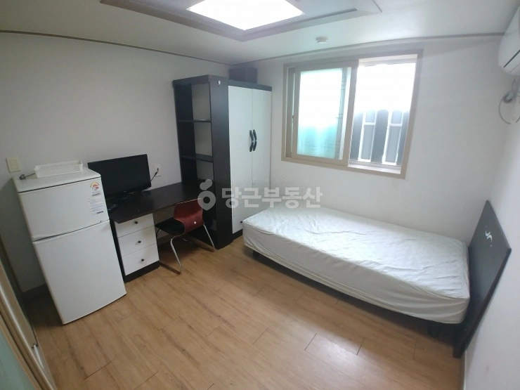 대전광역시 유성구 봉명동 원룸 사진 1