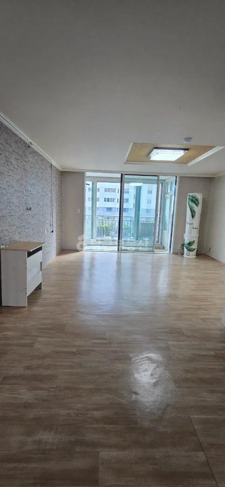 전남광주통합특별시 북구 운암동 아파트 사진 1