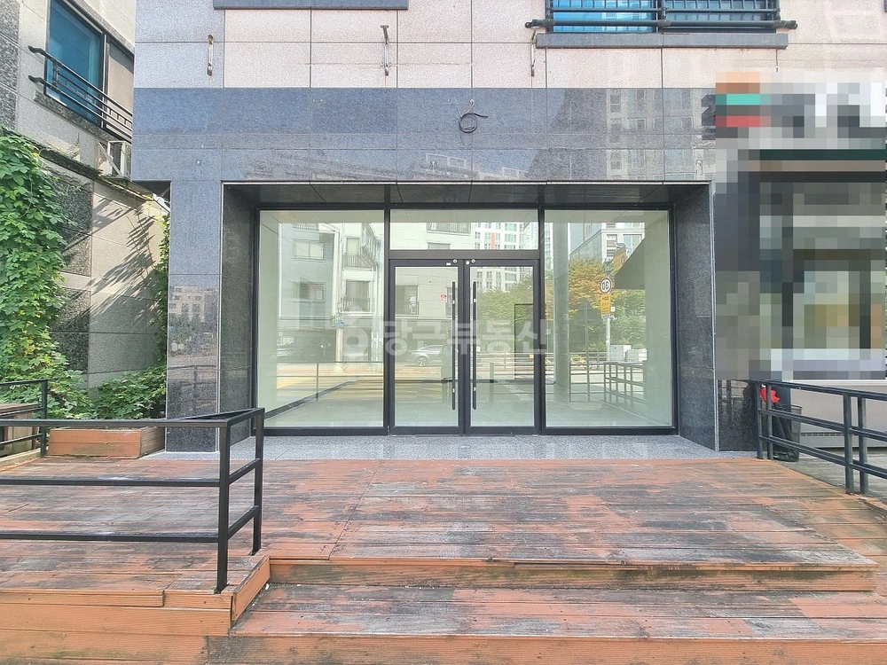 경기도 평택시 용이동 상가 사진 1