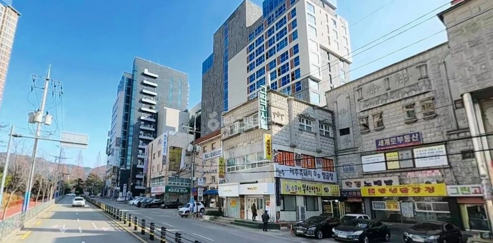 경상남도 창원시 성산구 용호동 상가 사진 1