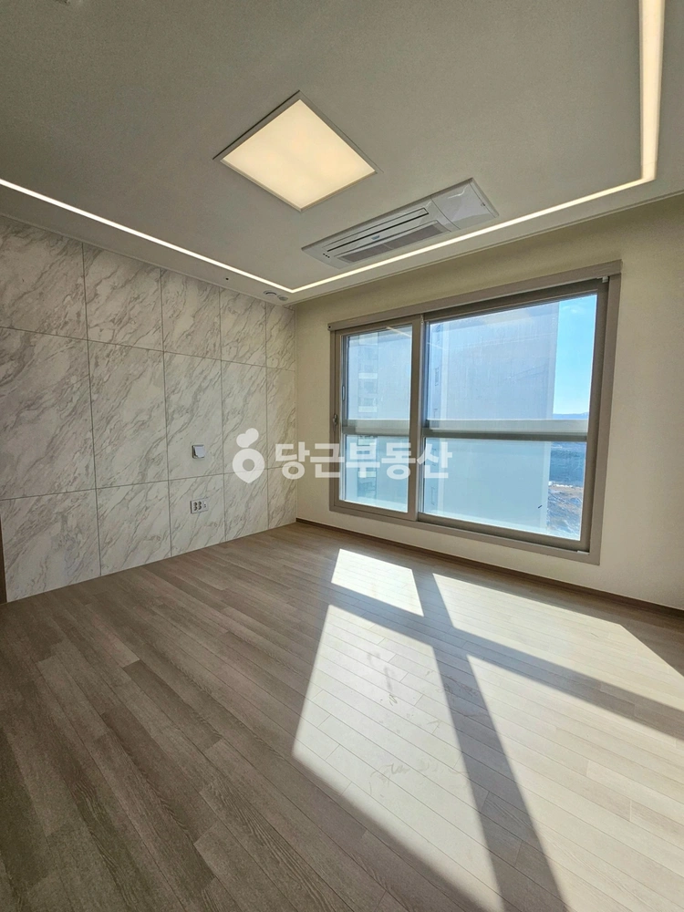 대전광역시 유성구 용계동 오피스텔 사진 1