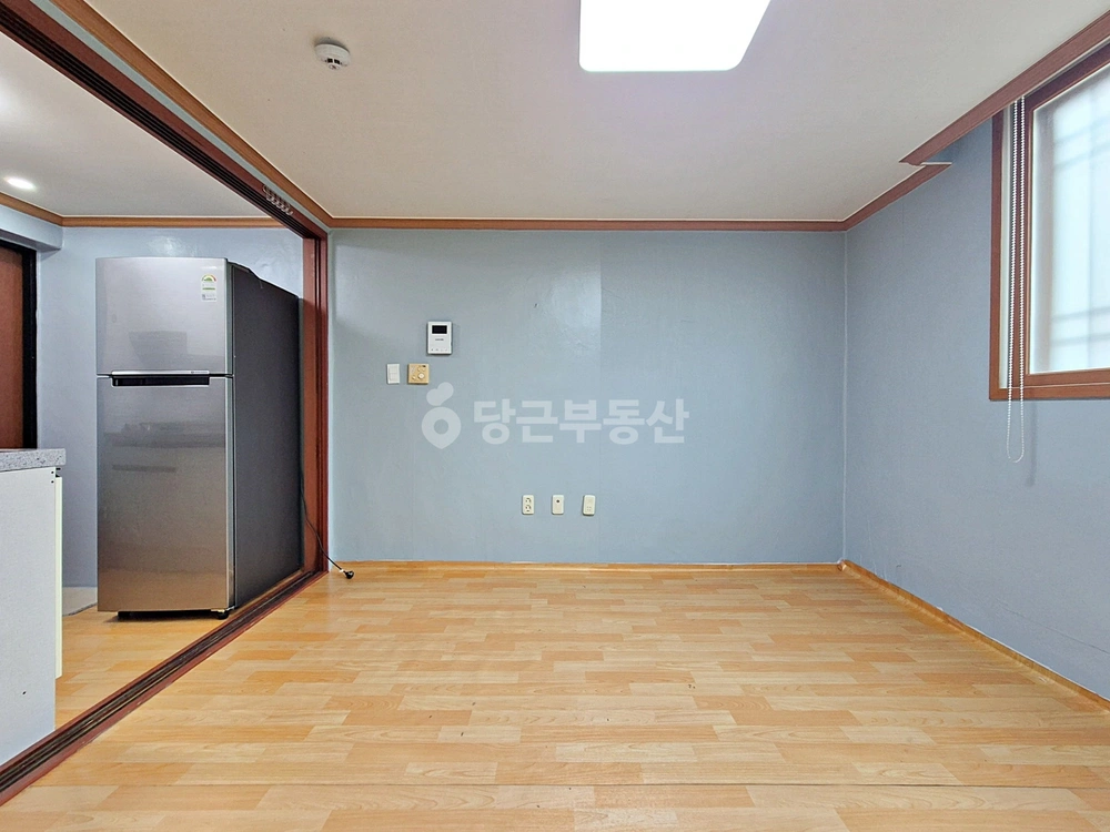 대전광역시 서구 변동 원룸 사진 1