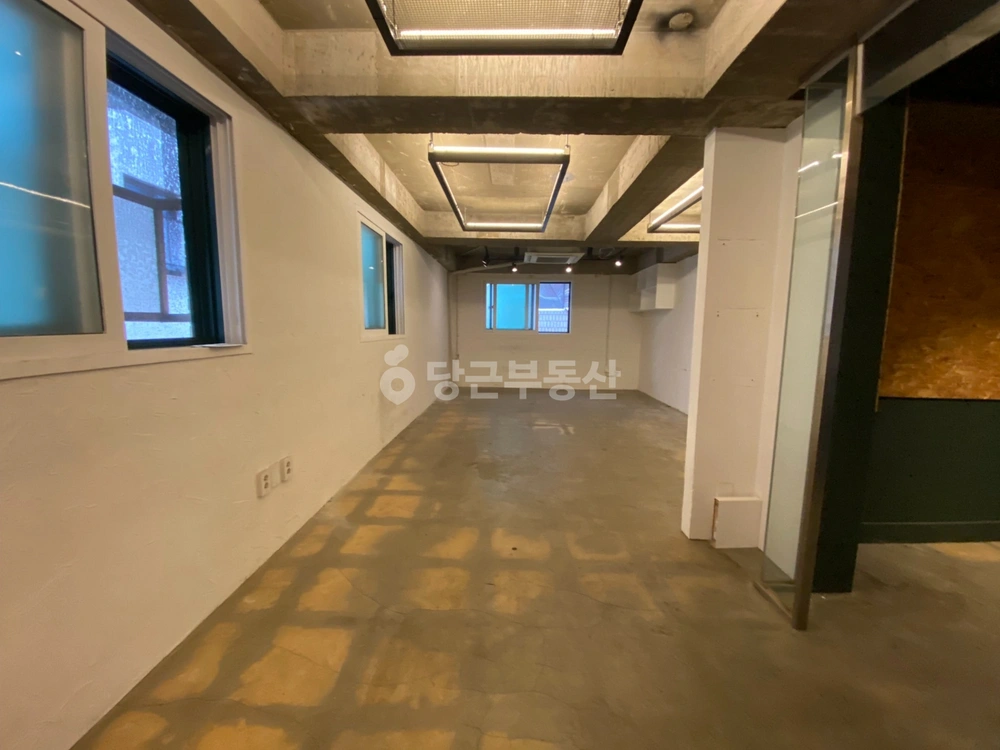 서울특별시 마포구 서교동 상가 사진 1
