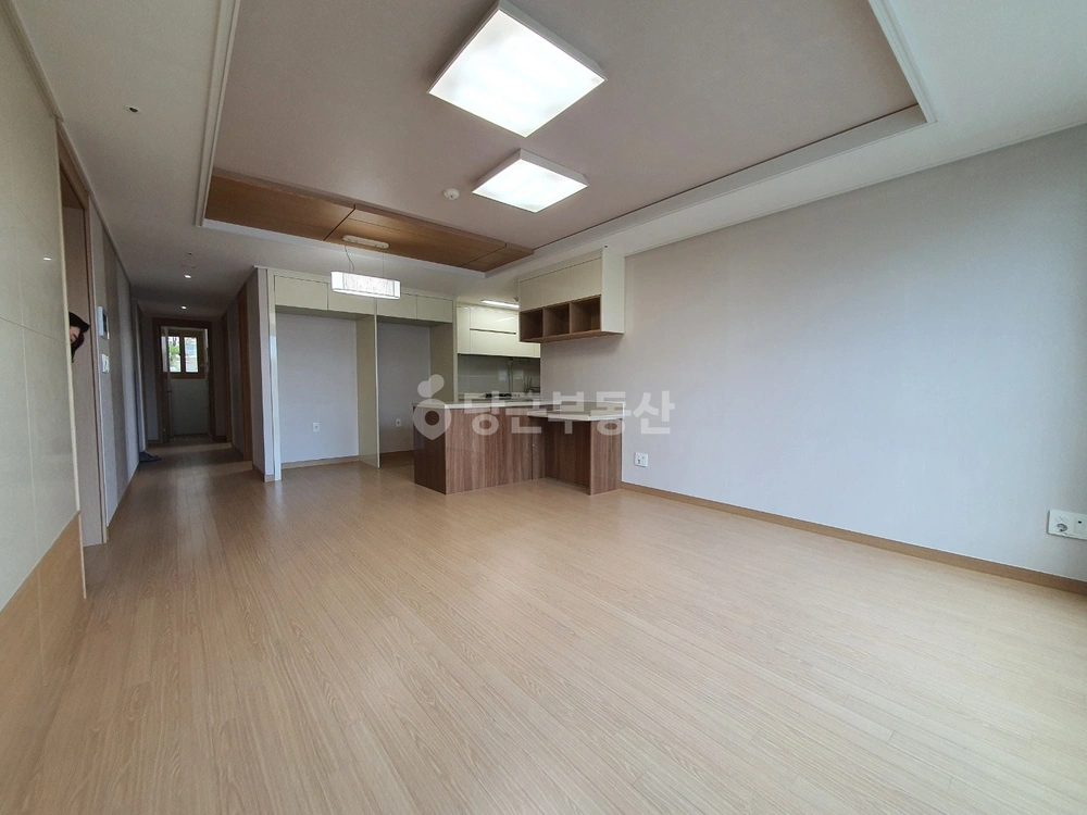 부산광역시 강서구 명지동 아파트 사진 1