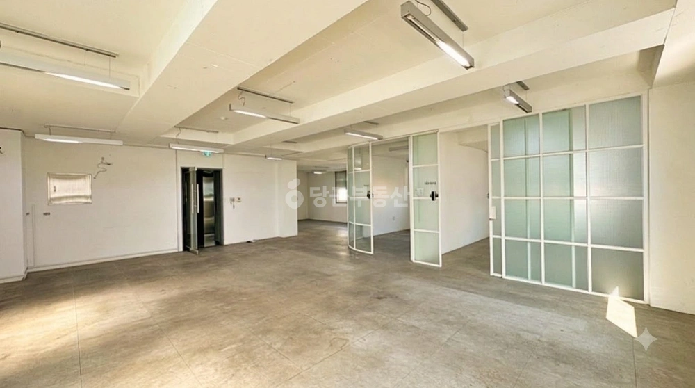 서울특별시 강남구 논현동 사무실 사진 1