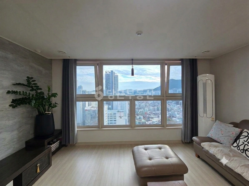 부산광역시 동래구 온천동 아파트 사진 1
