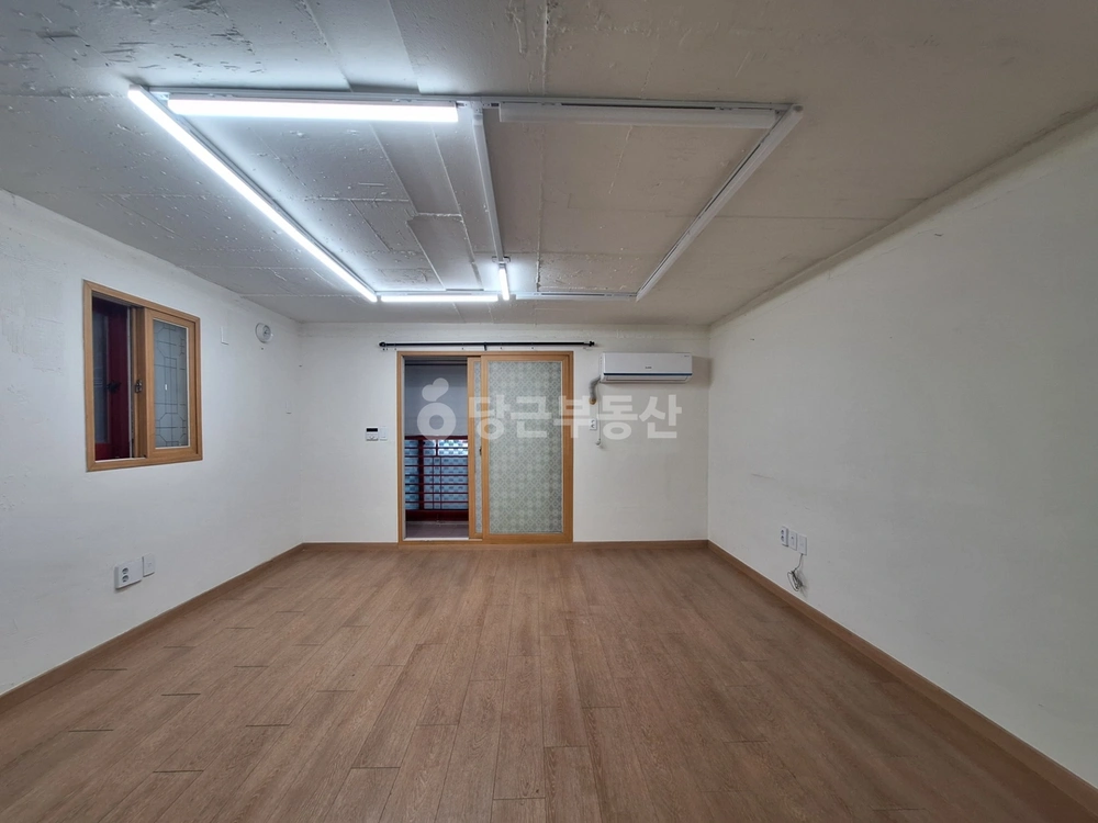 서울특별시 마포구 서교동 상가 사진 1