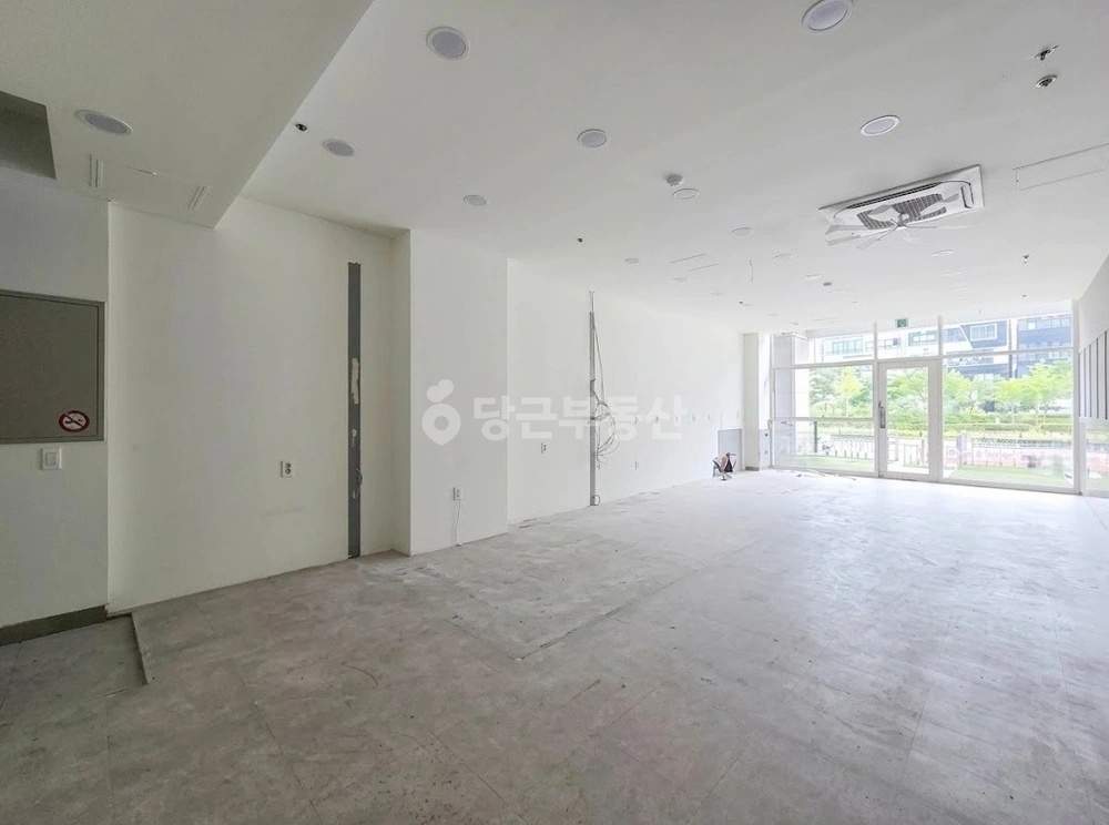 충청남도 천안시 서북구 불당동 상가 사진 1