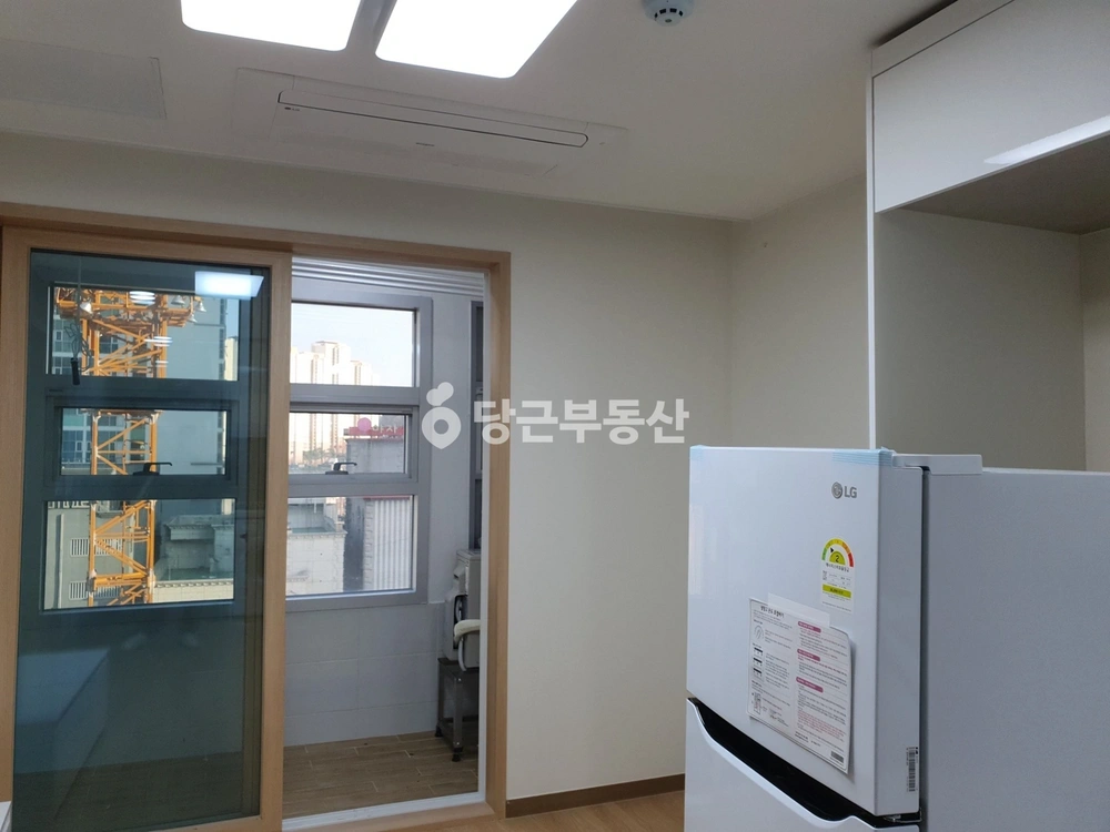 부산광역시 동래구 온천동 오피스텔 사진 1