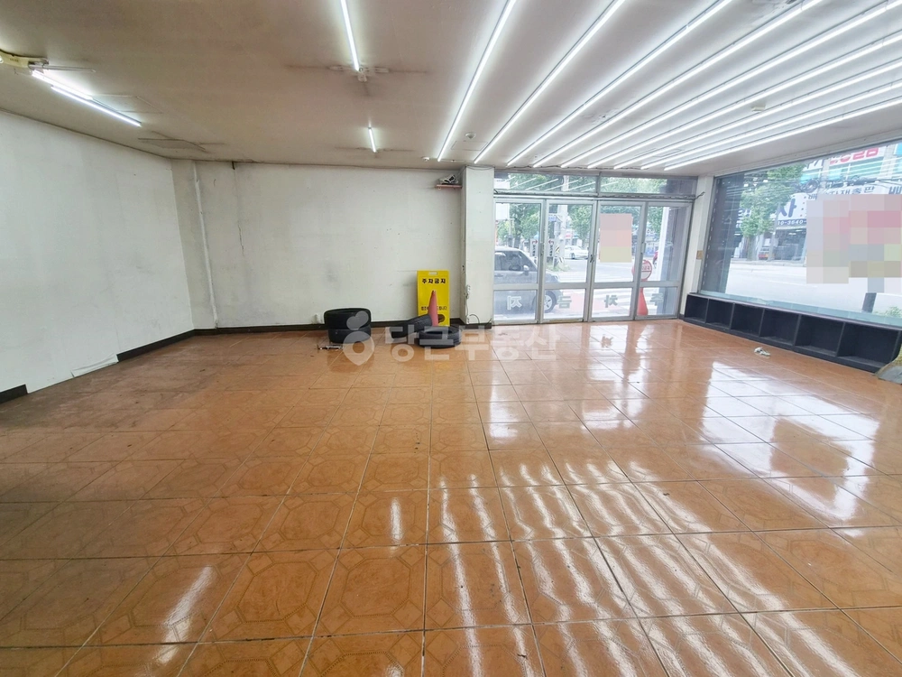 전남광주통합특별시 북구 중흥동 상가 사진 1