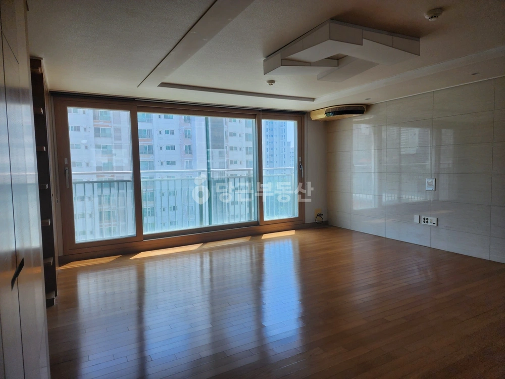 전남광주통합특별시 북구 신용동 아파트 사진 1