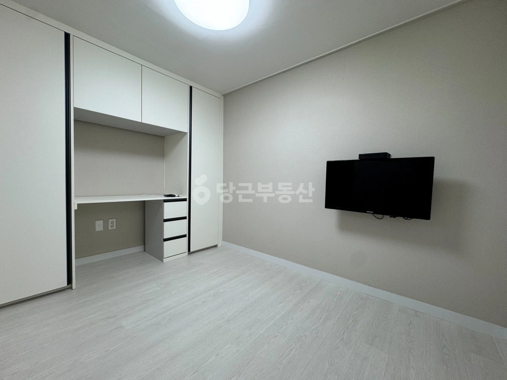 대전광역시 유성구 전민동 원룸 사진 1