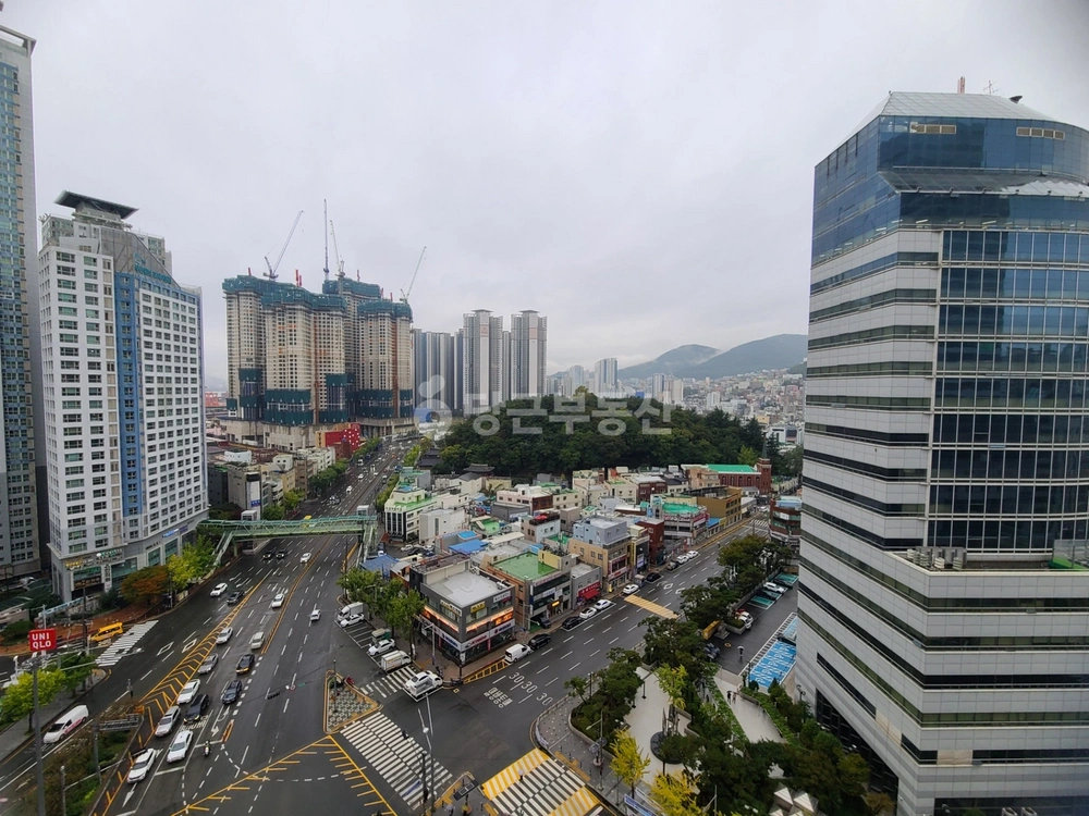 부산광역시 동구 범일동 아파트 사진 1