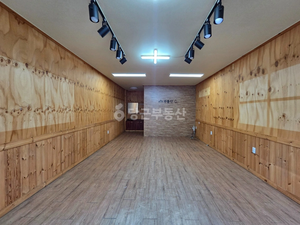 부산광역시 동래구 사직동 상가 사진 1