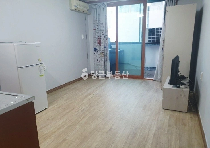 울산광역시 남구 무거동 원룸 사진 1