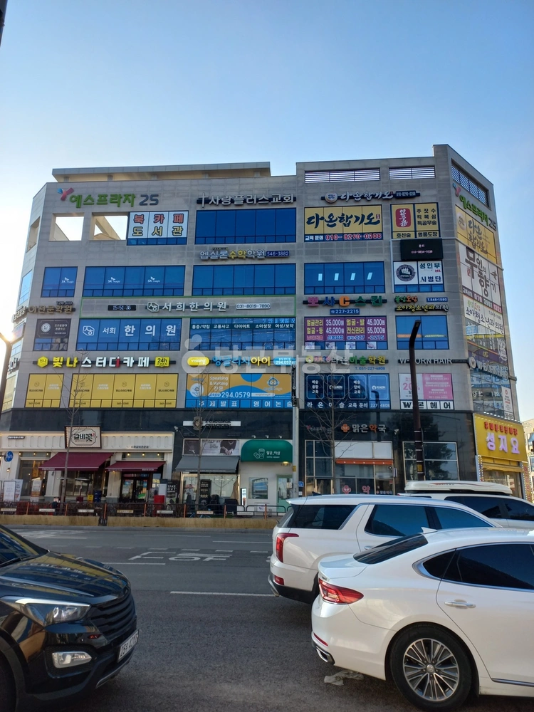 경기도 화성시 효행구 봉담읍 상가 사진 1