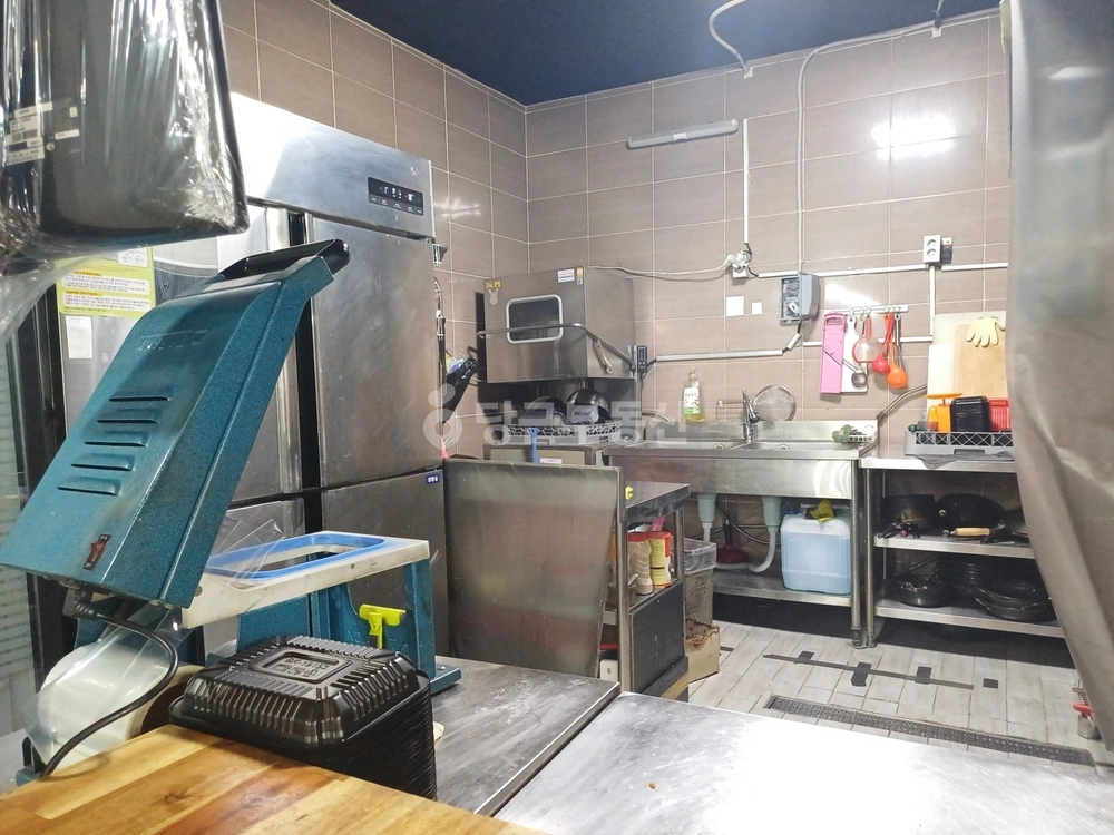 경상남도 김해시 외동 상가 사진 1