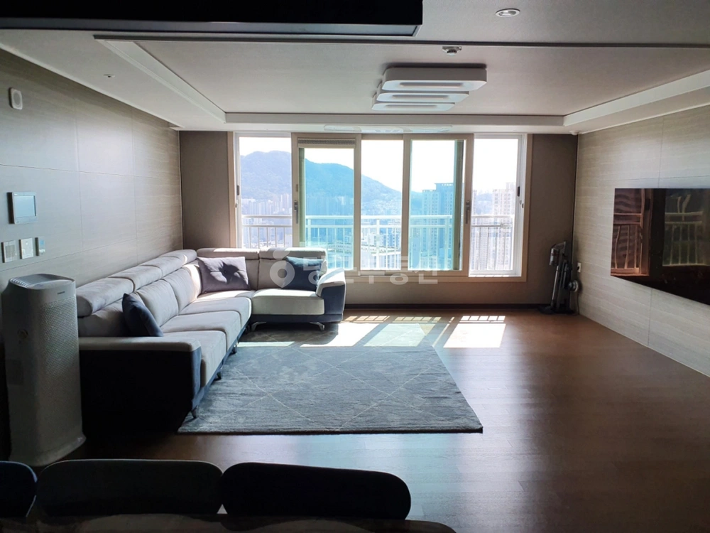 부산광역시 부산진구 부암동 아파트 사진 1