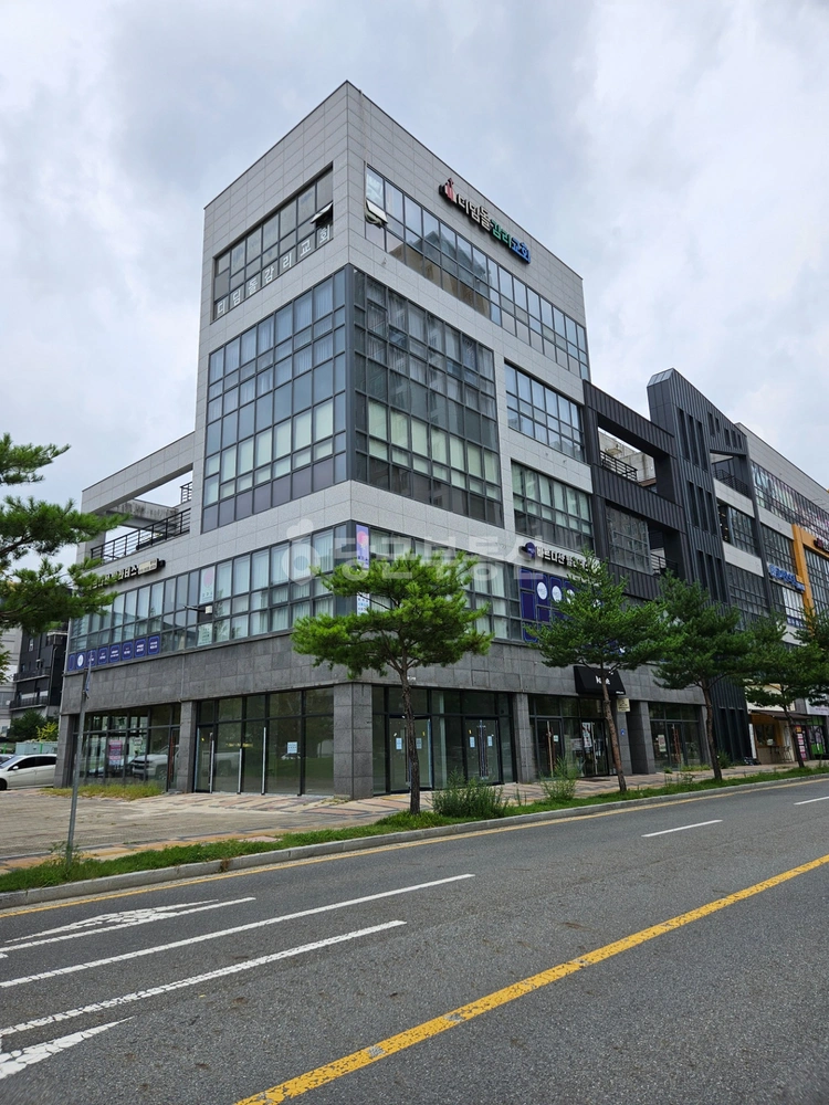 대전광역시 유성구 문지동 상가 사진 1