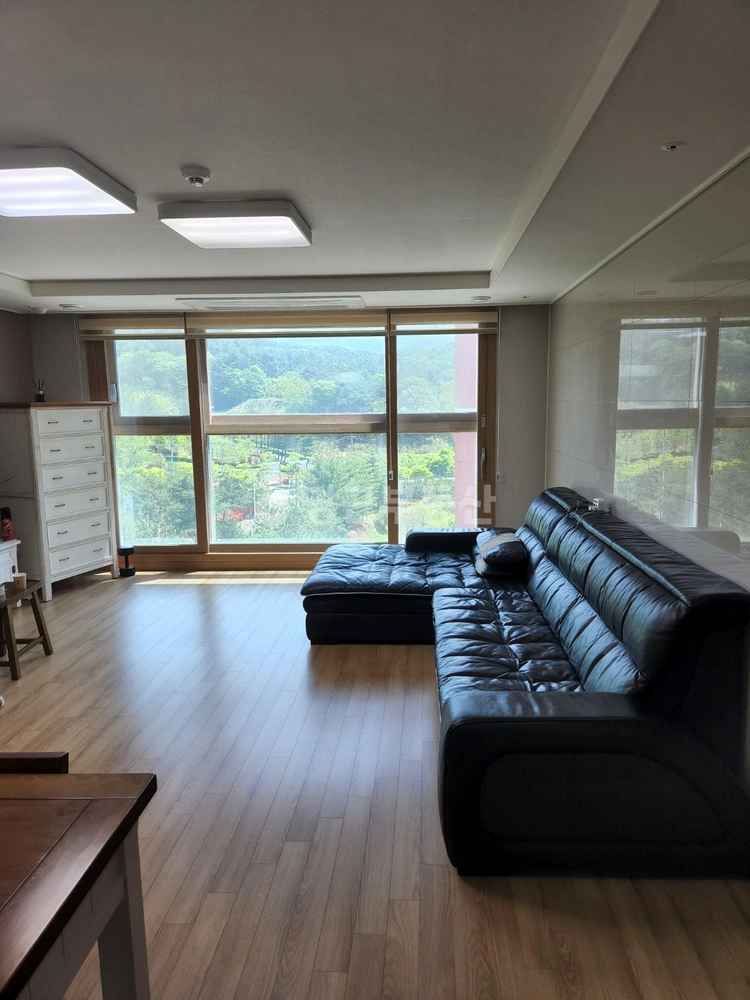 부산광역시 기장군 정관읍 아파트 사진 1