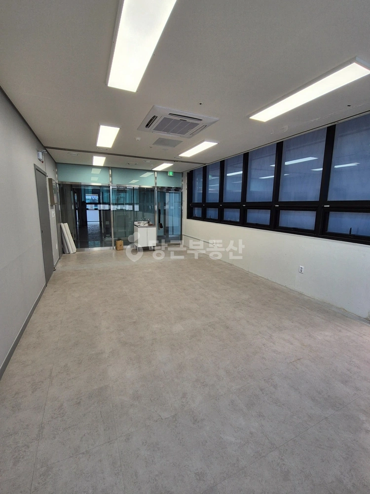 경기도 수원시 권선구 호매실동 상가 사진 1