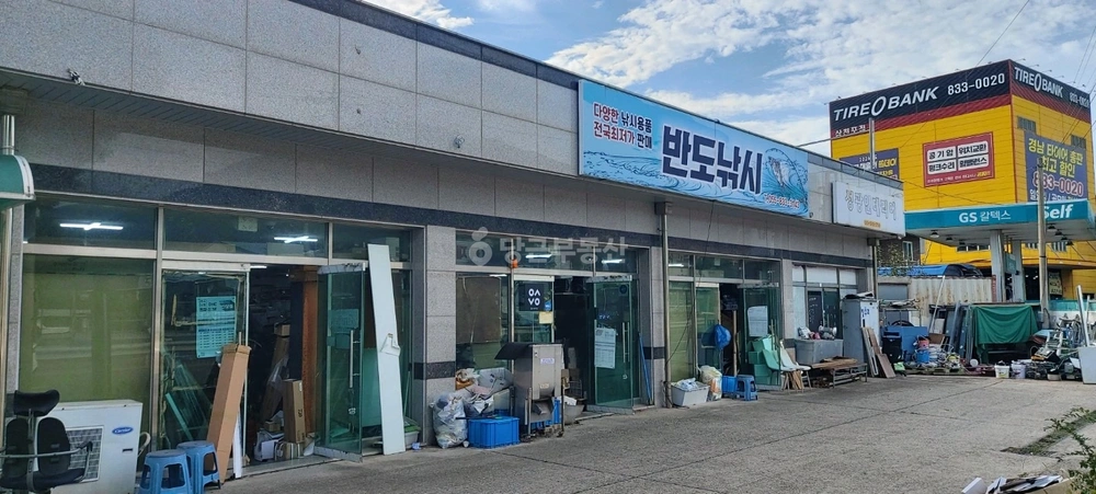 경상남도 사천시 좌룡동 상가 사진 1