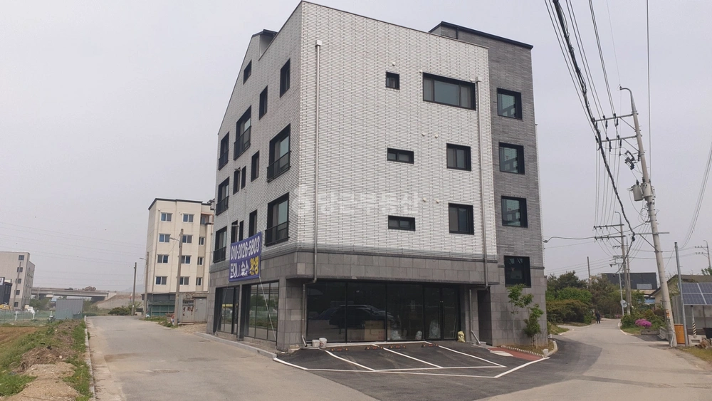 경기도 안성시 금광면 단독/전원주택 사진 1