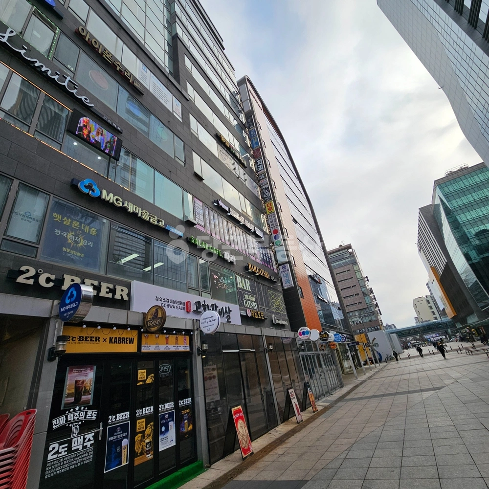 경기도 성남시 분당구 삼평동 상가 사진 1